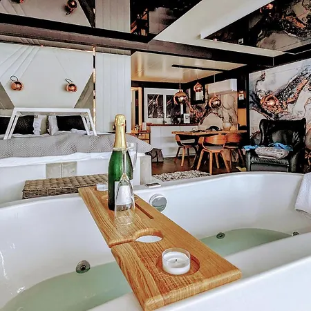 Hafensuite De Luxe Botel Sagard